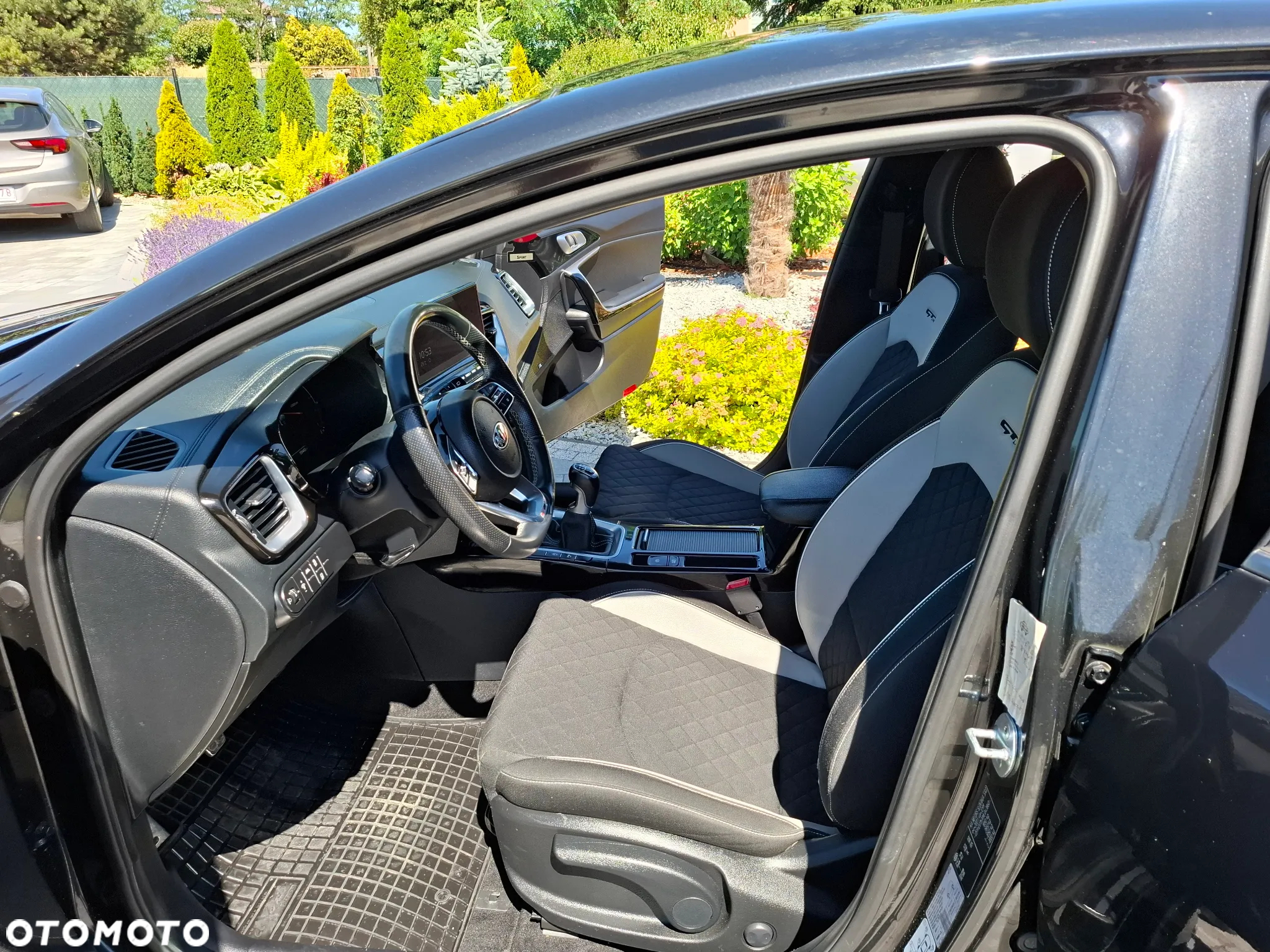 Kia ProCeed 1.5 T-GDI GT Line - 23