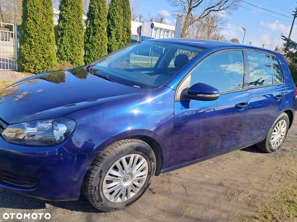 Volkswagen Golf - 2