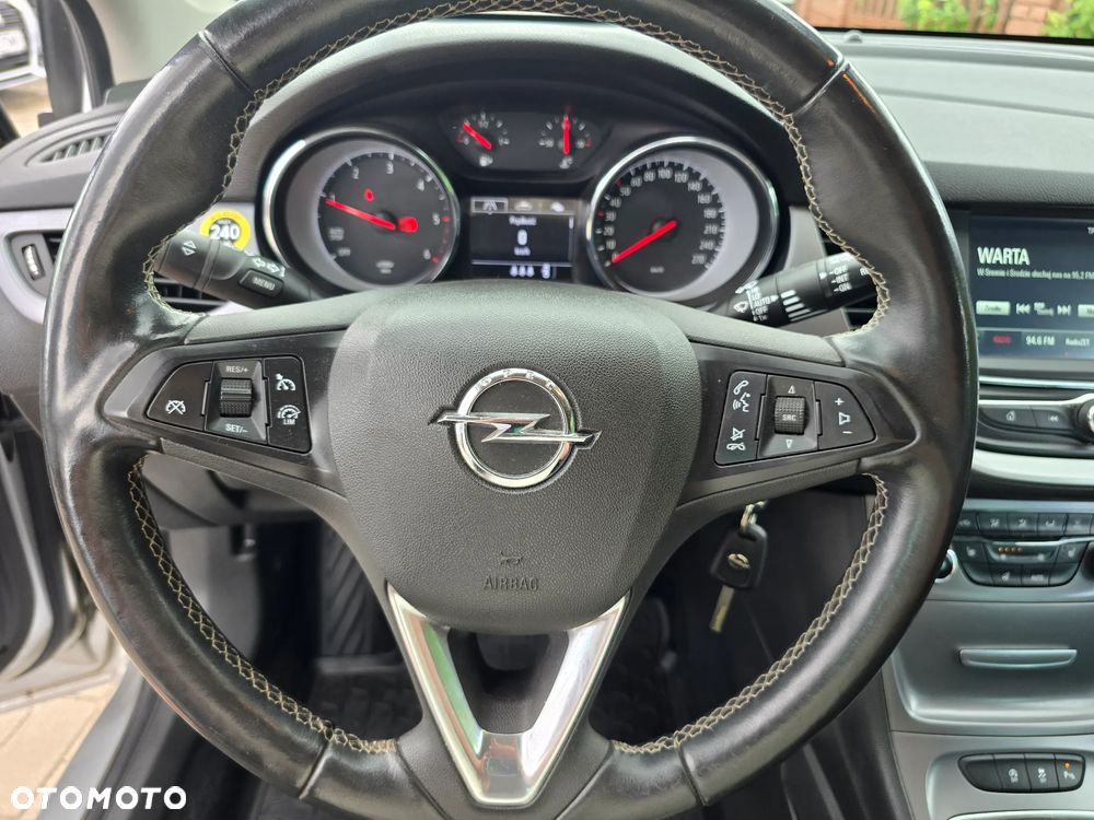 Opel Astra - 26