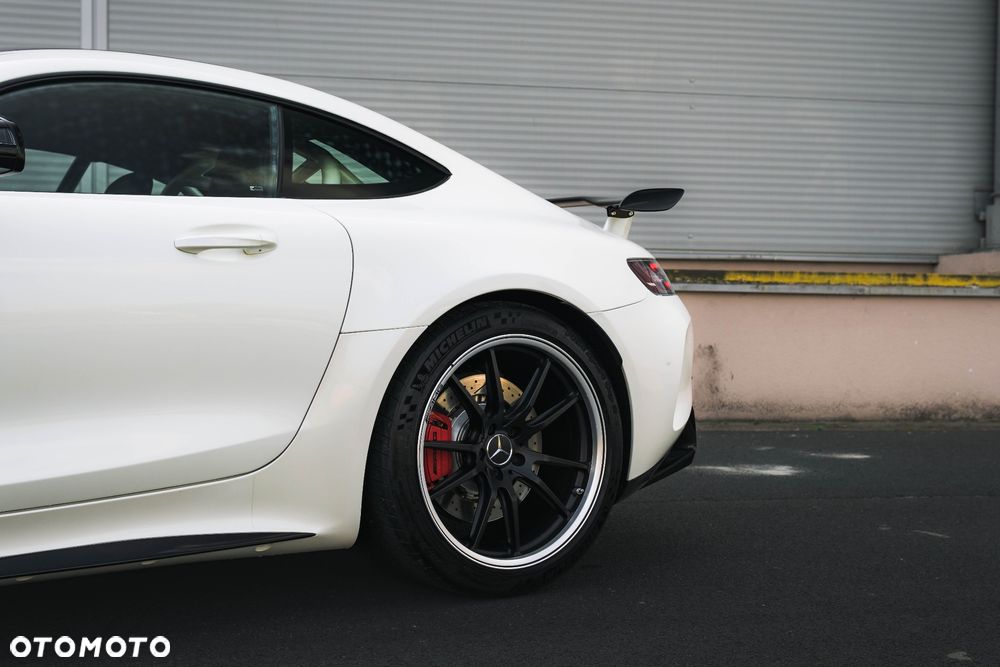 Mercedes-Benz AMG GT - 24