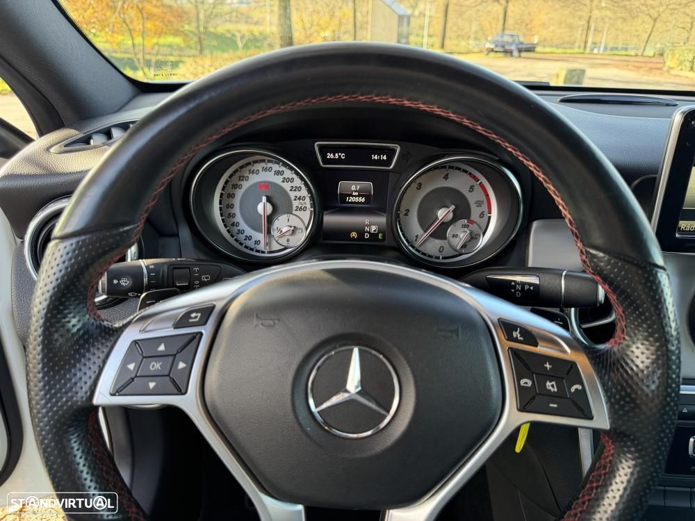 Mercedes-Benz GLA 180 - 19