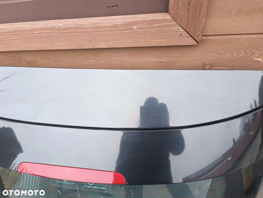 Klapa bagażnika Renault Megane III COUPE NV676 - 4