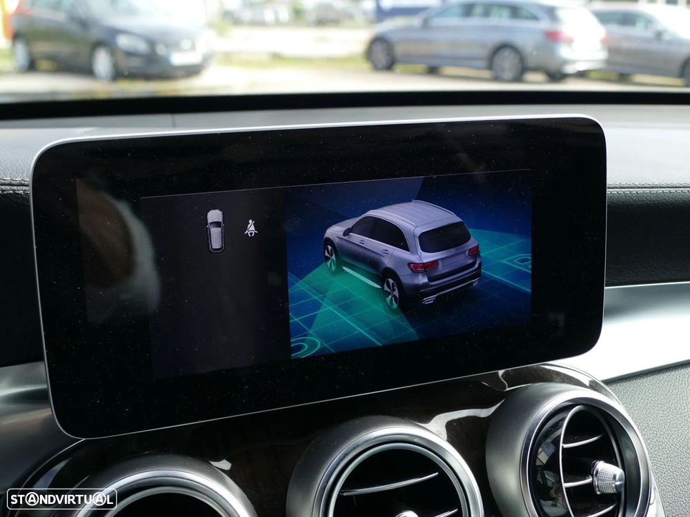 Mercedes-Benz GLC 220 d 4Matic - 22