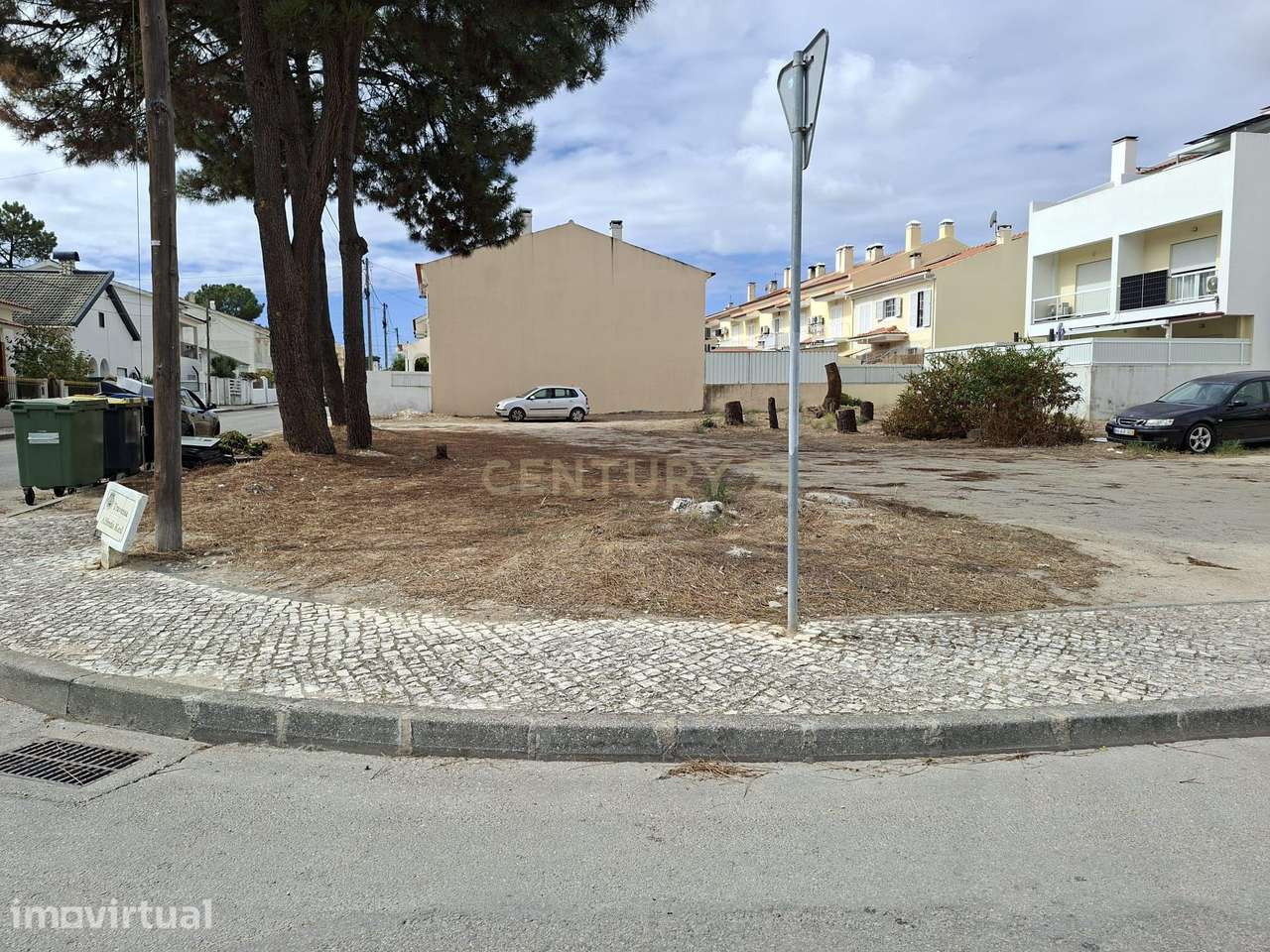 Terreno de Gaveto 310 m² com Potencial para 2 Fogos – Quinta do Conde - Grande imagem: 4/9