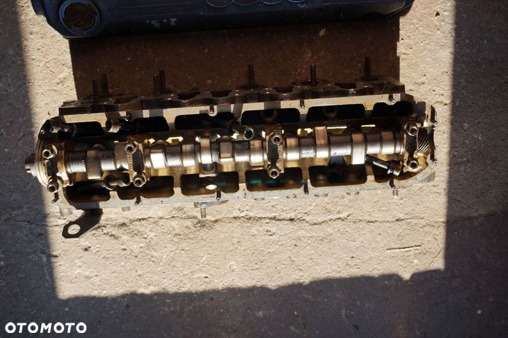 GŁOWICA SILNIKA 80 B4 2.3 10V 034103373P AUDI 1991-1996 - 4