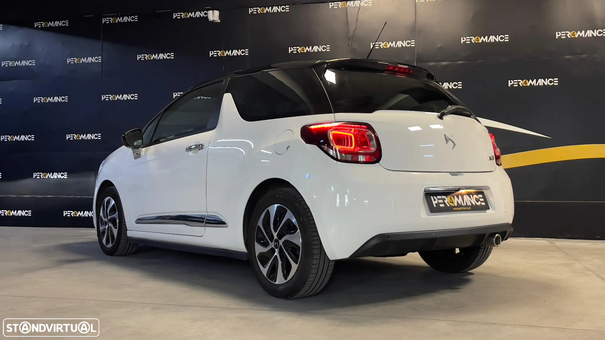 DS DS3 BlueHDi 100 SoChic - 18