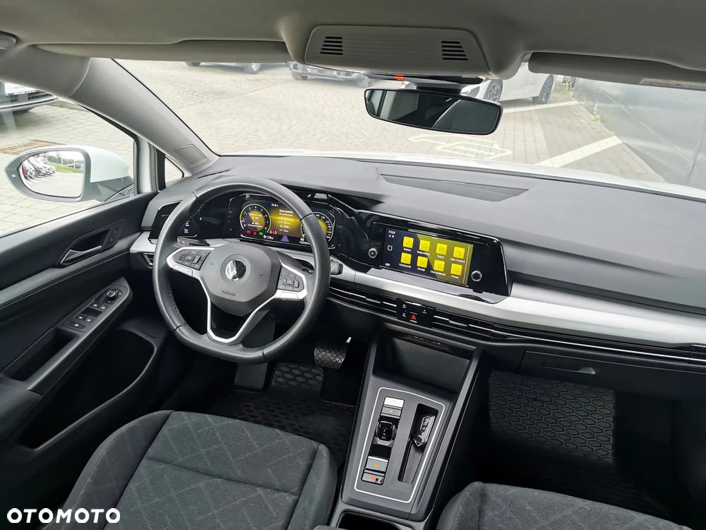 Volkswagen Golf - 9