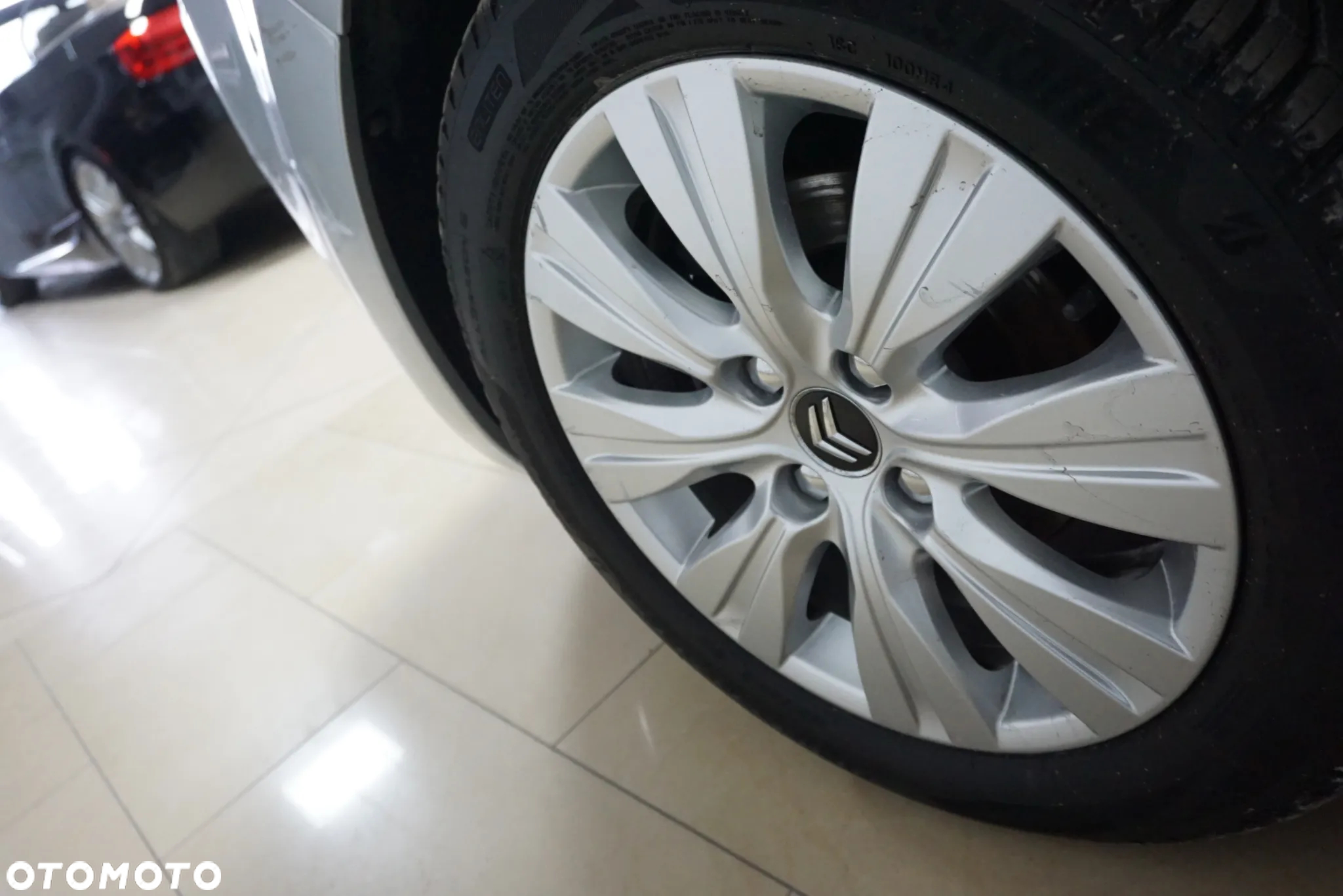 Citroën C3 Picasso 1.4i Exclusive - 13
