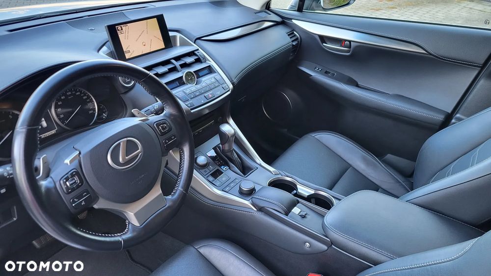 Lexus NX 200t Comfort AWD - 14