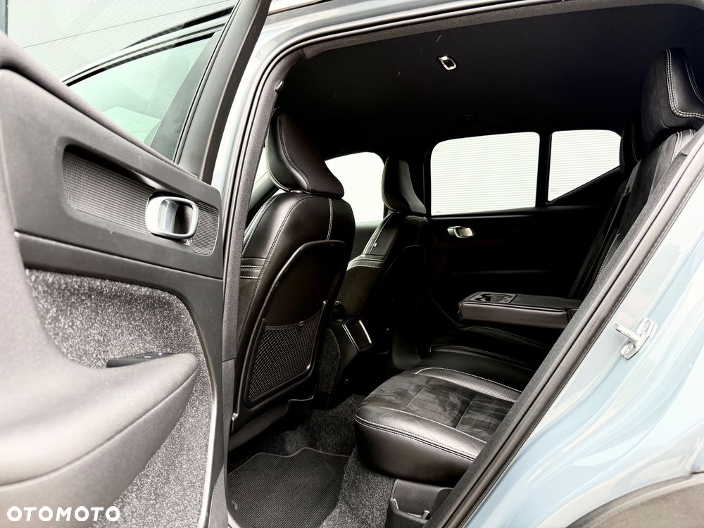 Volvo XC 40 D3 SCR R-Design - 26