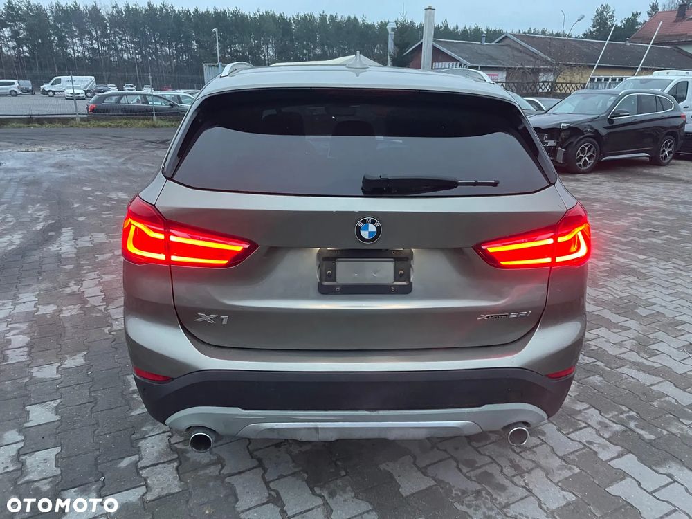 BMW X1 - 8