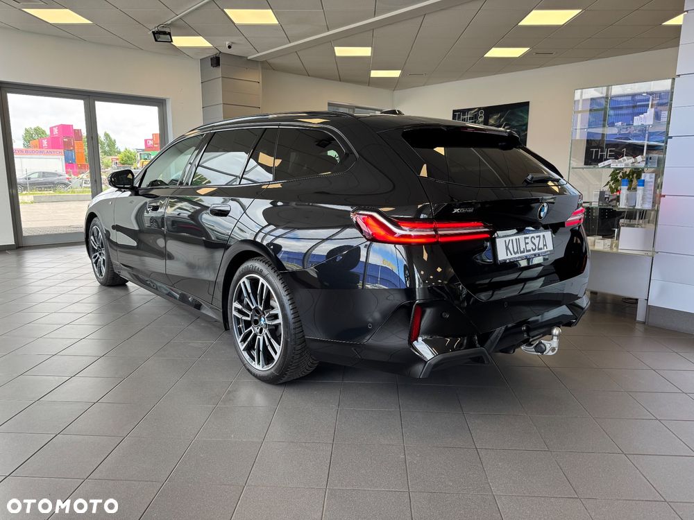 BMW Seria 5 520d xDrive - 9