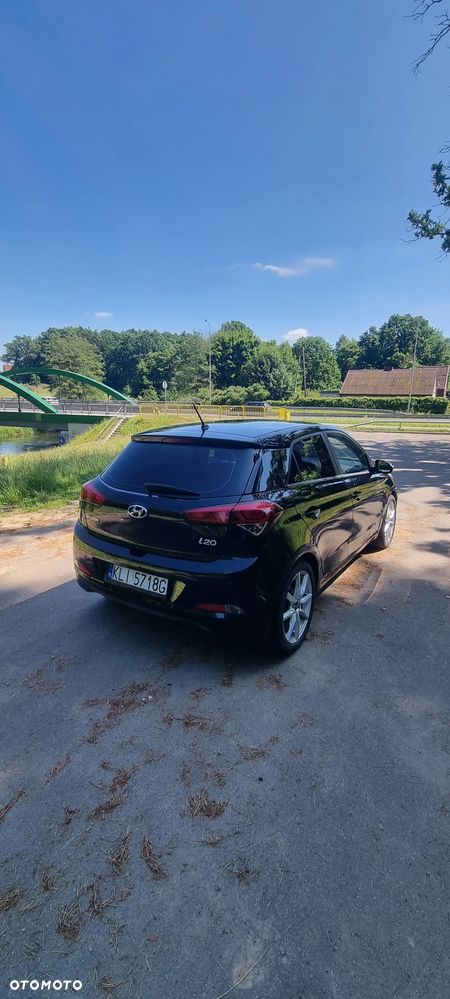 Hyundai i20 1.2 - 14