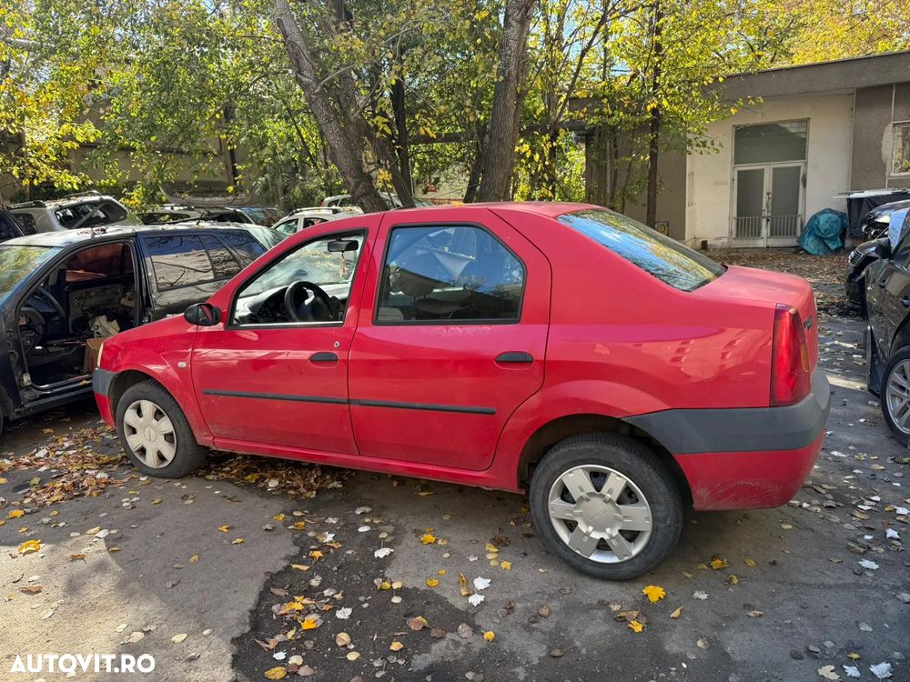 Dezmembrez Dacia Logan 1 rosu 1,4 MPI 2007 - 2