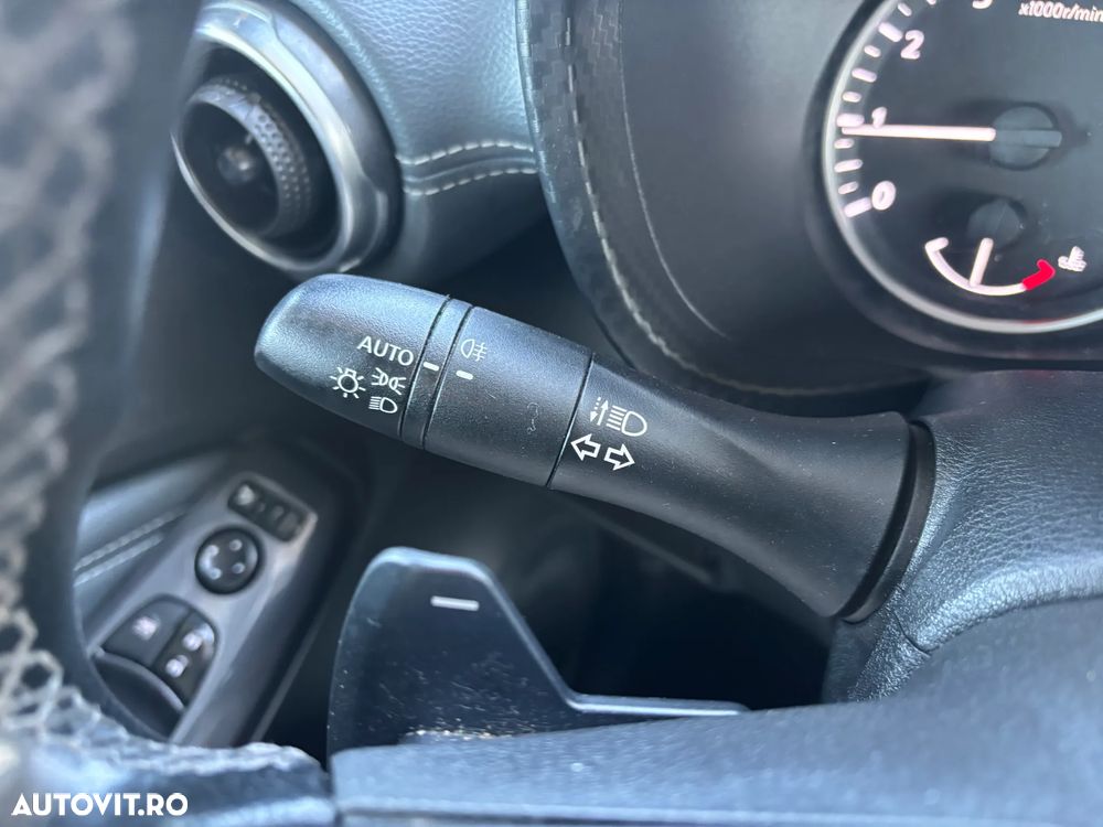 Nissan Juke 1.0 DIG-T DCT N-Connecta - 15