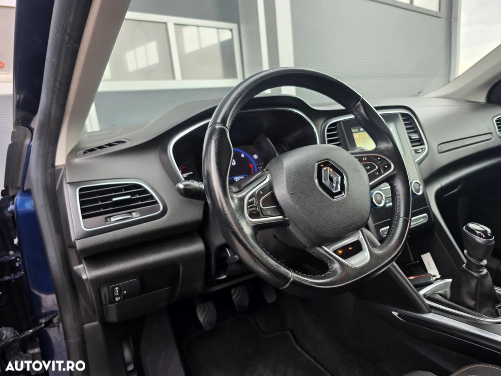 Renault Megane ENERGY dCi 110 INTENS - 11