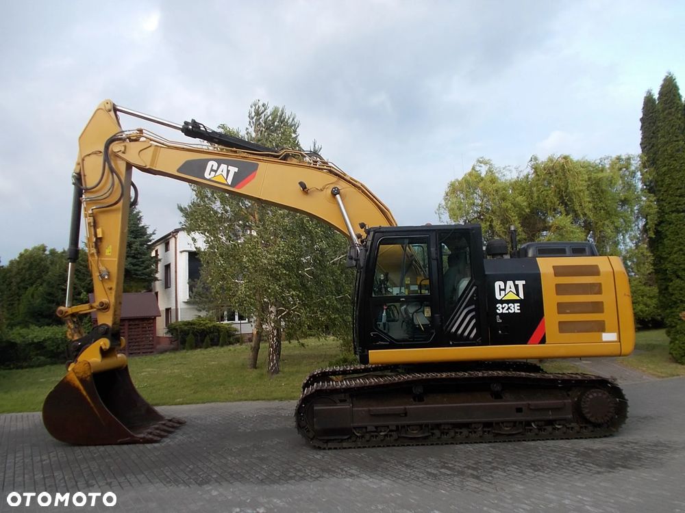 Caterpillar 323E - 1