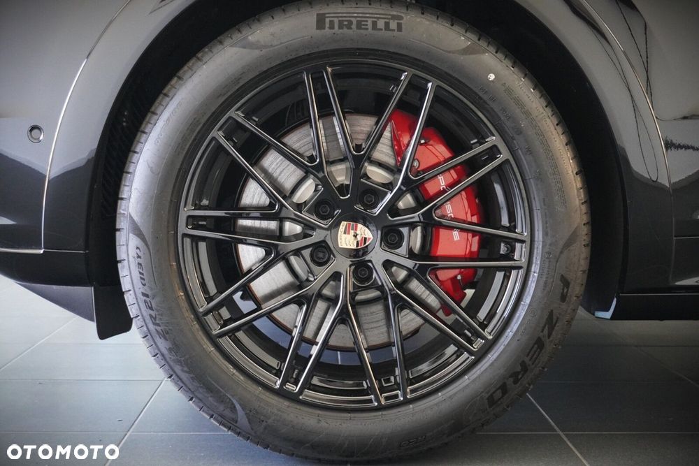 Porsche Cayenne S - 5