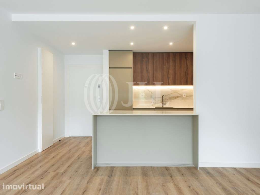 Apartamento T2 com garagem e varanda, Vila Nova de Gaia - Grande imagem: 5/39