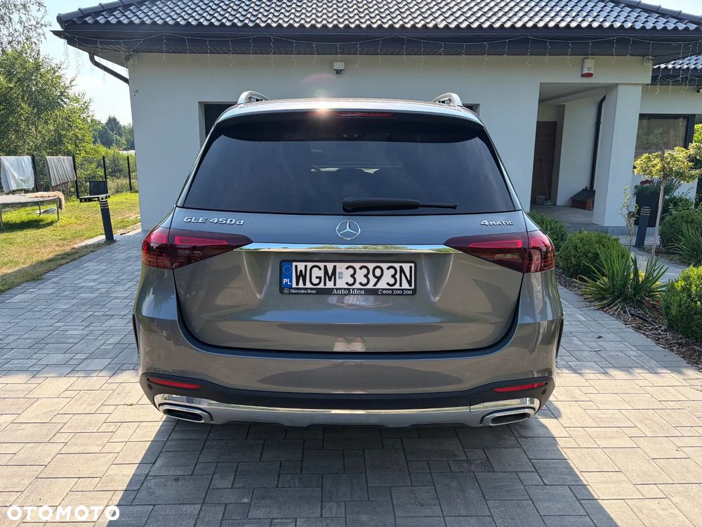 Mercedes-Benz GLE - 1