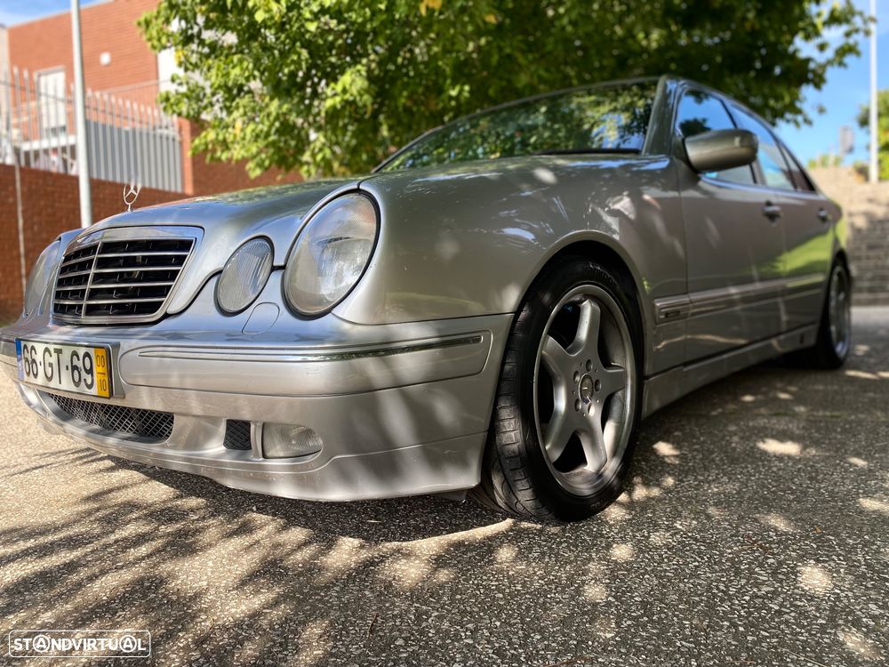 Mercedes-Benz E 240 - 2