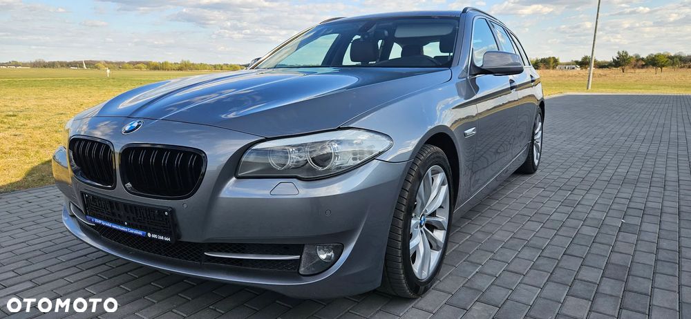 BMW Seria 5 525d Modern Line