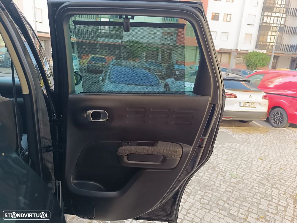 Citroën C3 Aircross PureTech 130 Stop & Start EAT6 OPF SHINE - 36