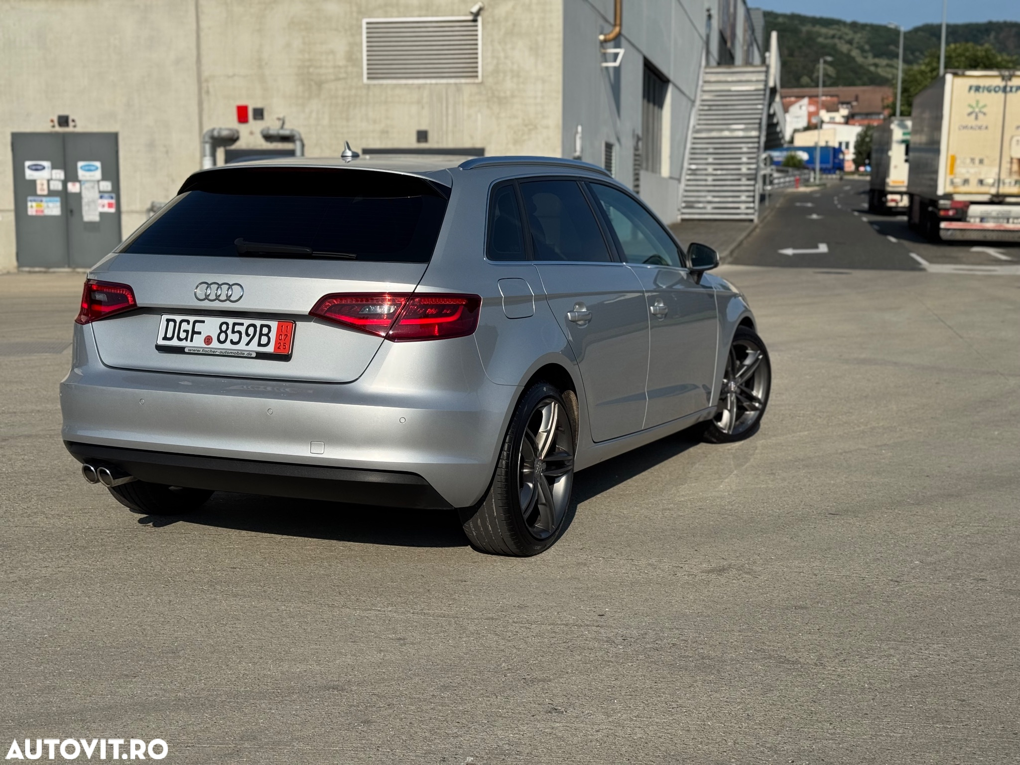 Audi A3 2.0 TDI Sportback S tronic S line Sportpaket - 6