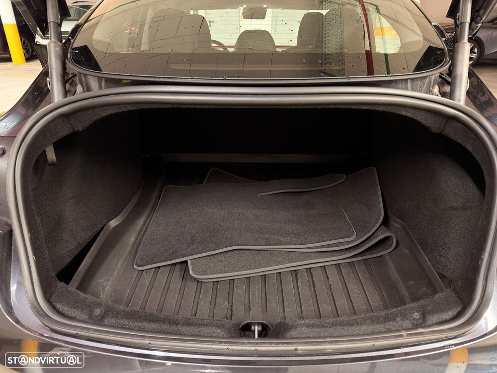 Tesla Model 3 Tração Traseira - 12