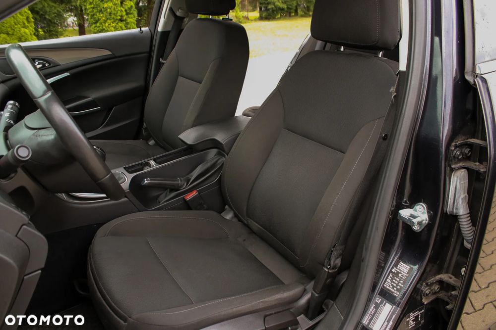 Opel Insignia 1.8 Cosmo - 28
