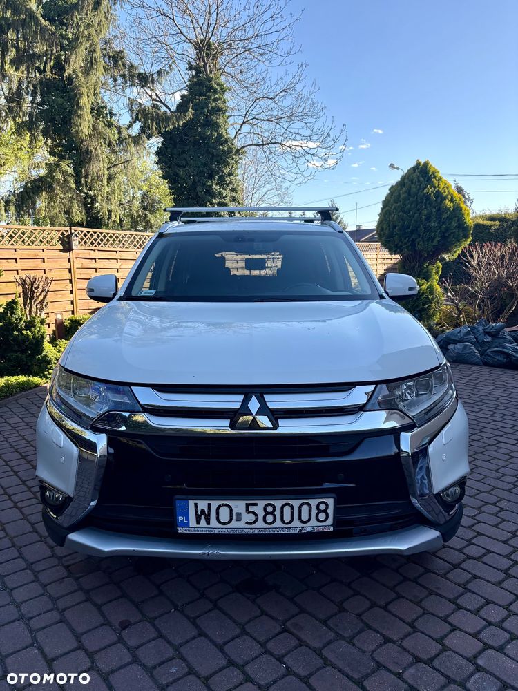 Mitsubishi Outlander 2.0 Instyle Navi 4WD CVT - 5