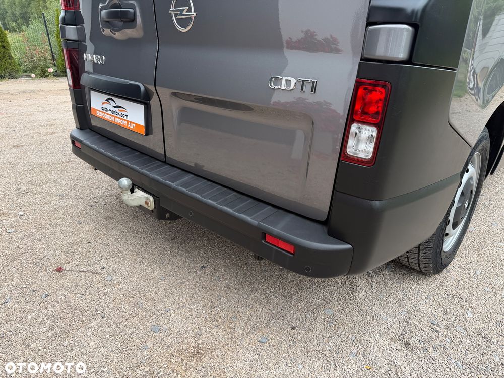 Opel Vivaro - 18