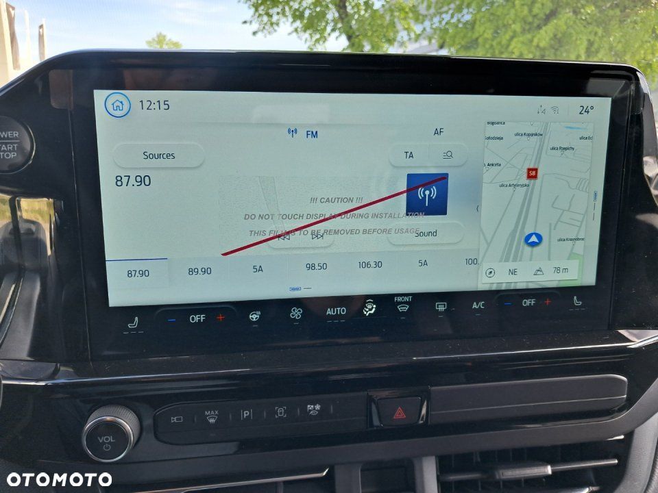 Ford Tourneo Custom - 19