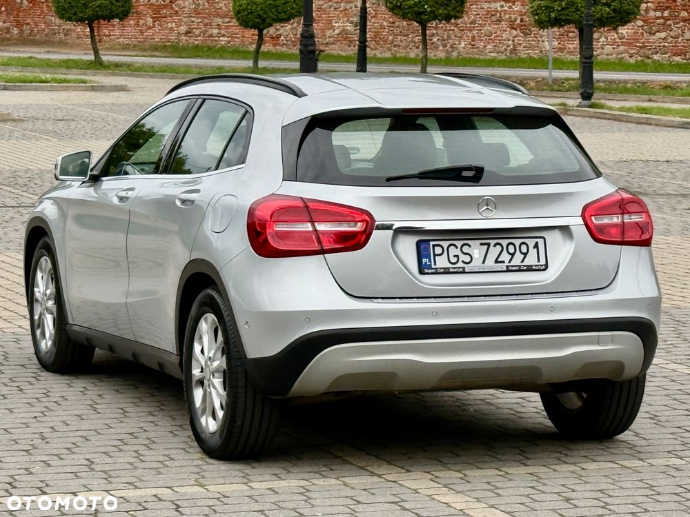 Mercedes-Benz GLA 180 d Style - 11