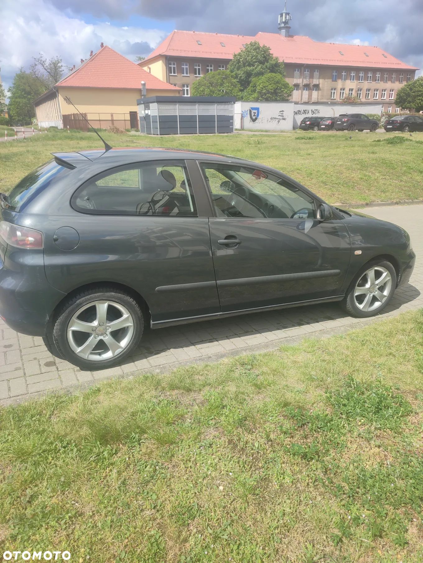 Seat Ibiza 1.4 16V Reference - 1