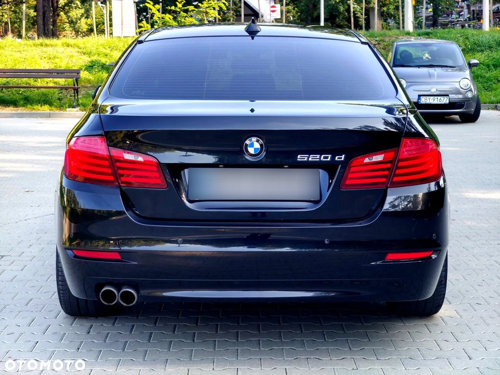 BMW Seria 5 520d - 4