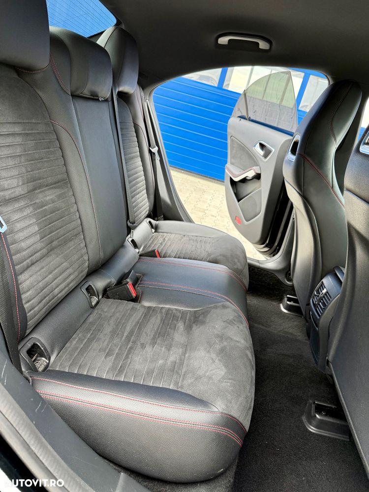 Mercedes-Benz CLA 220 d 4Matic 7G-DCT AMG Line - 16