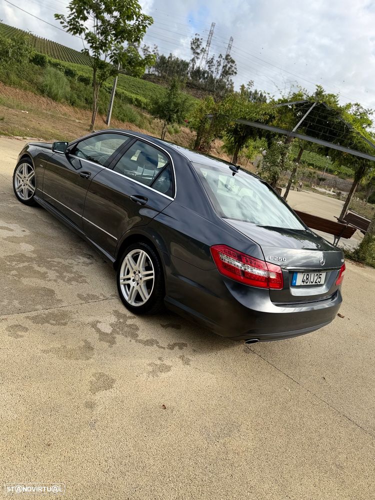 Mercedes-Benz E 250 - 2