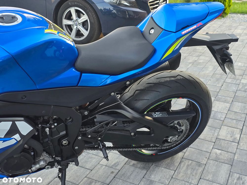Suzuki GSX-R - 6