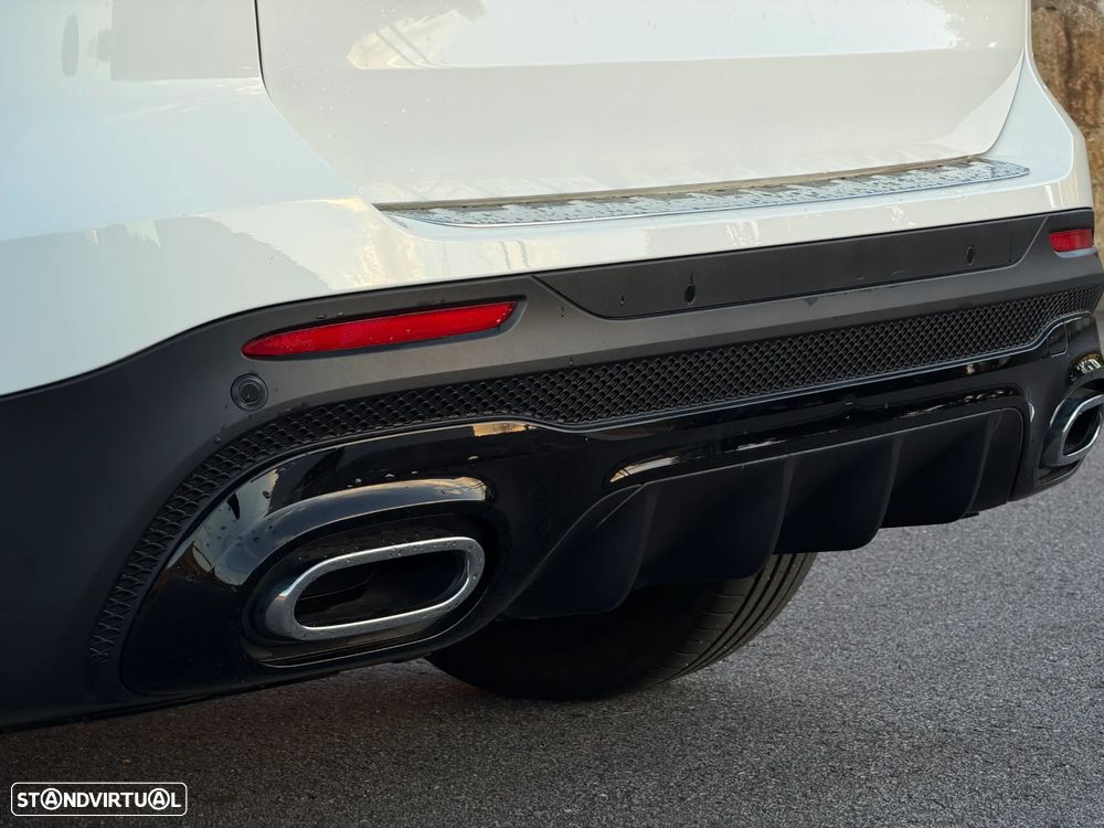 Mercedes-Benz GLB 180 d AMG Line - 10