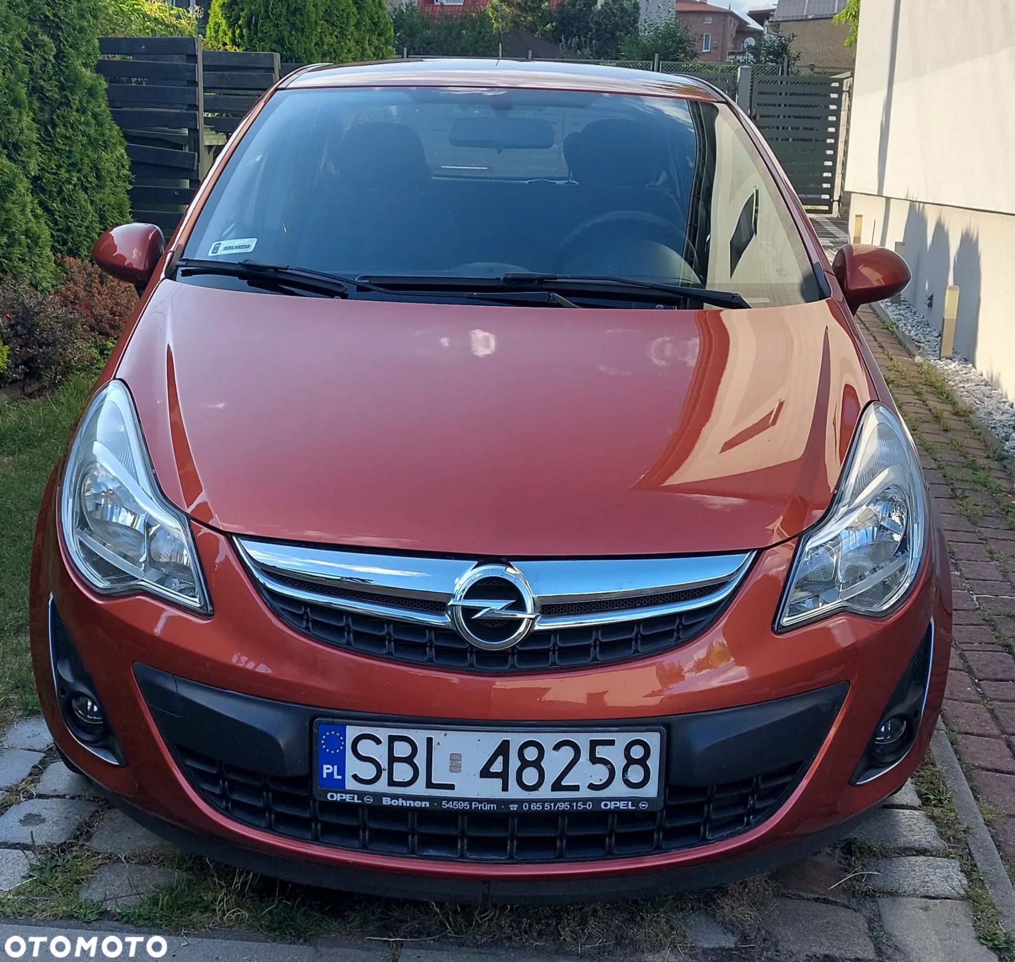 Opel Corsa 1.2 16V Edition / Active - 1