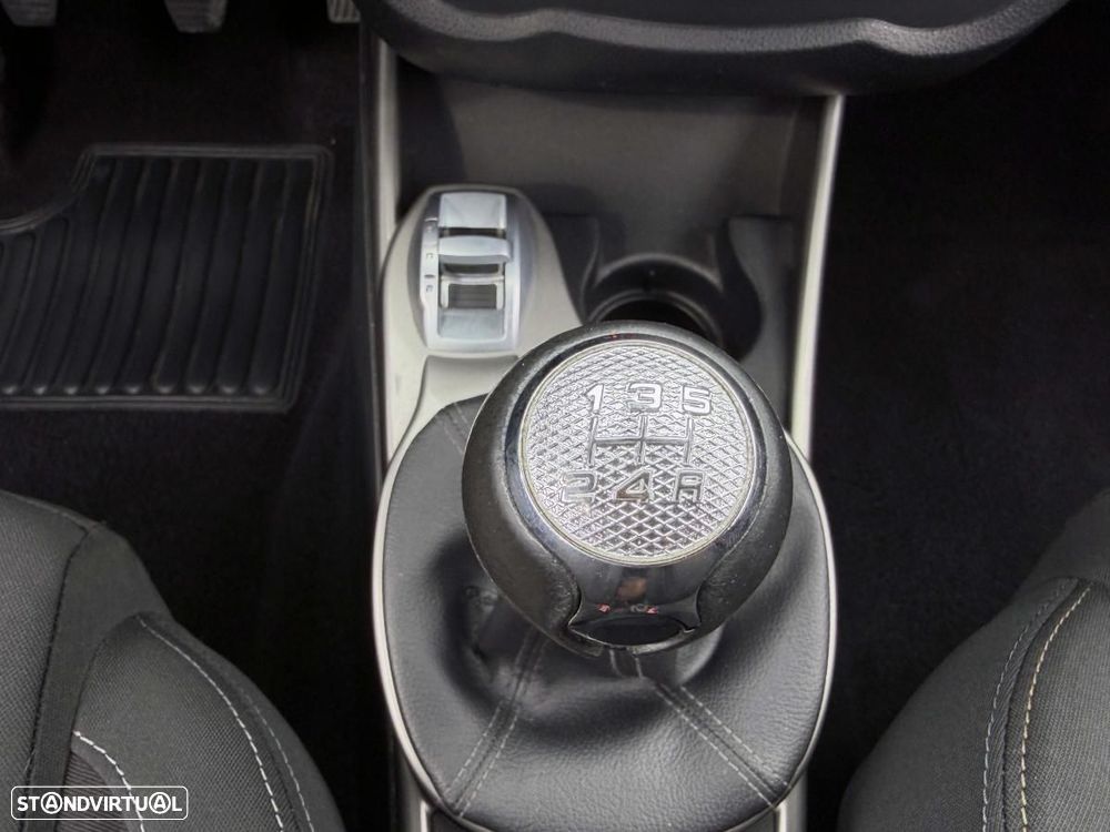 Alfa Romeo MiTo 1.3 JTD Distinctive - 35
