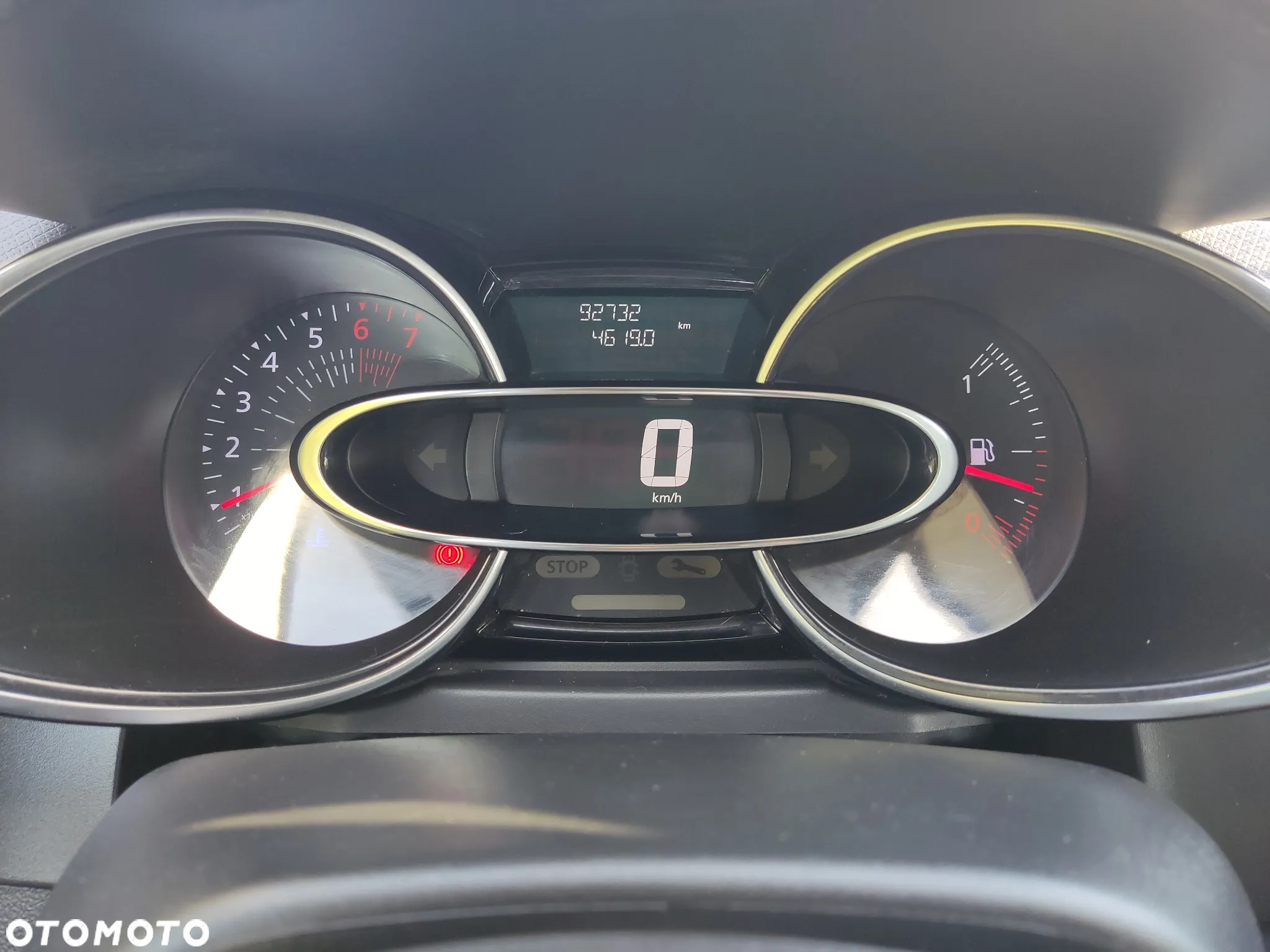 Renault Clio 1.2 16V Limited EU6 - 22
