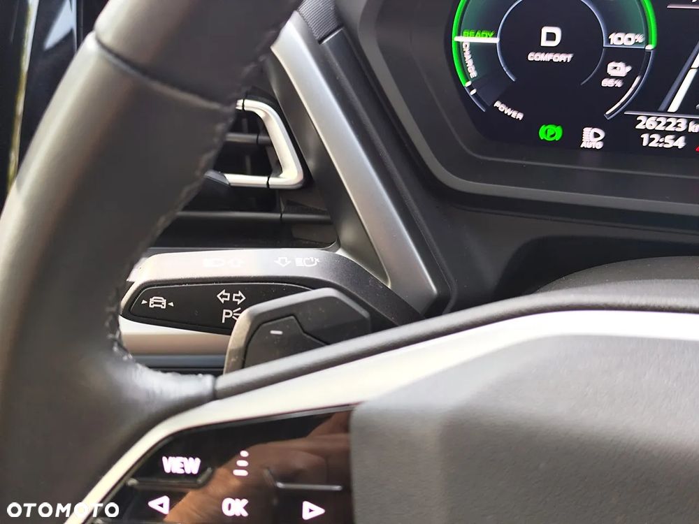 Audi Q4 e-tron 35 52kWh S Line - 31