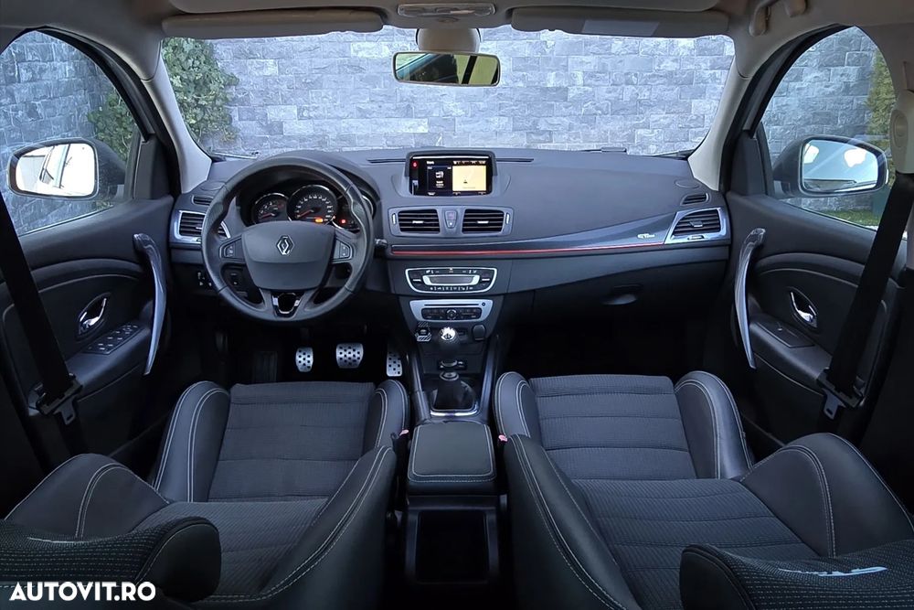 Renault Megane 1.5 dCi GT Line - 6