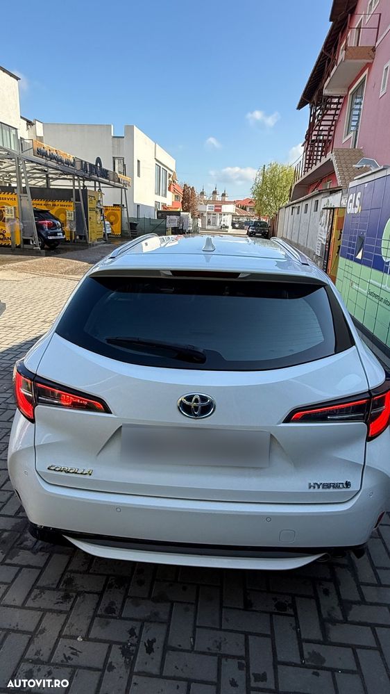 Toyota Corolla 2.0 HSD Exclusive Plus GR Sport Bi-Tone - 9