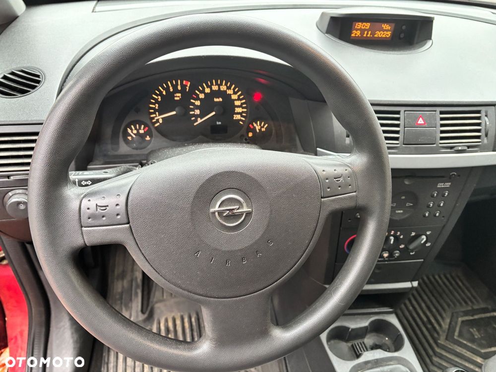 Opel Meriva 1.6 (Essentia) - 4
