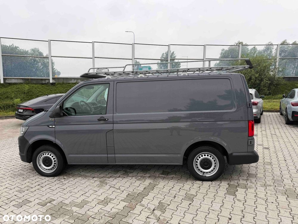 Volkswagen Transporter  T6 - 8