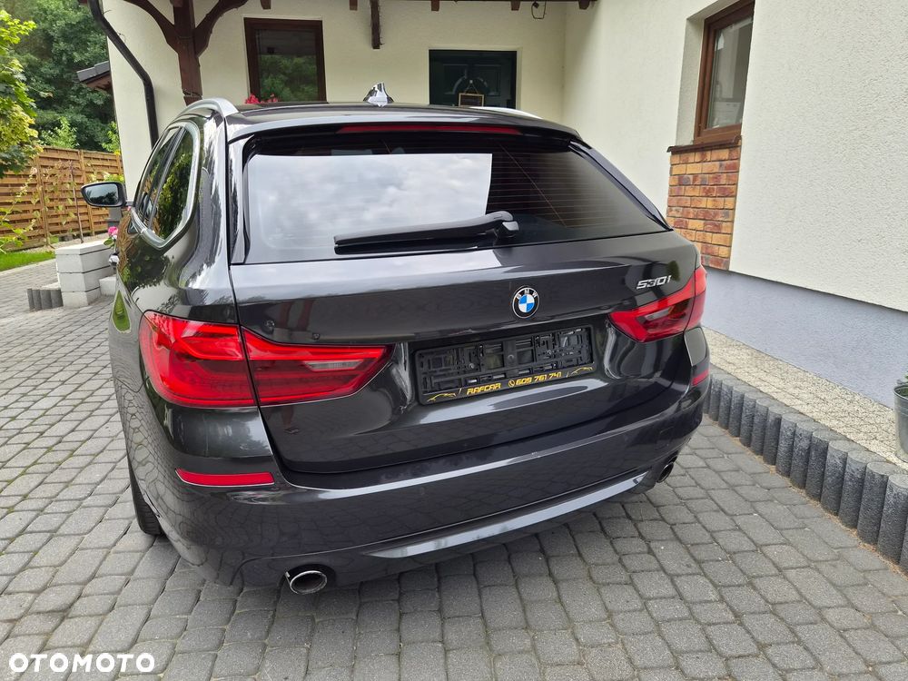 BMW Seria 5 530i Luxury Line - 37