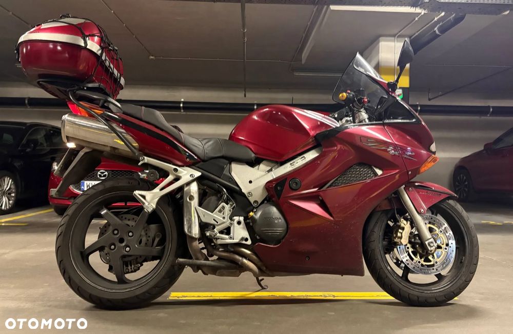 Honda VFR - 1